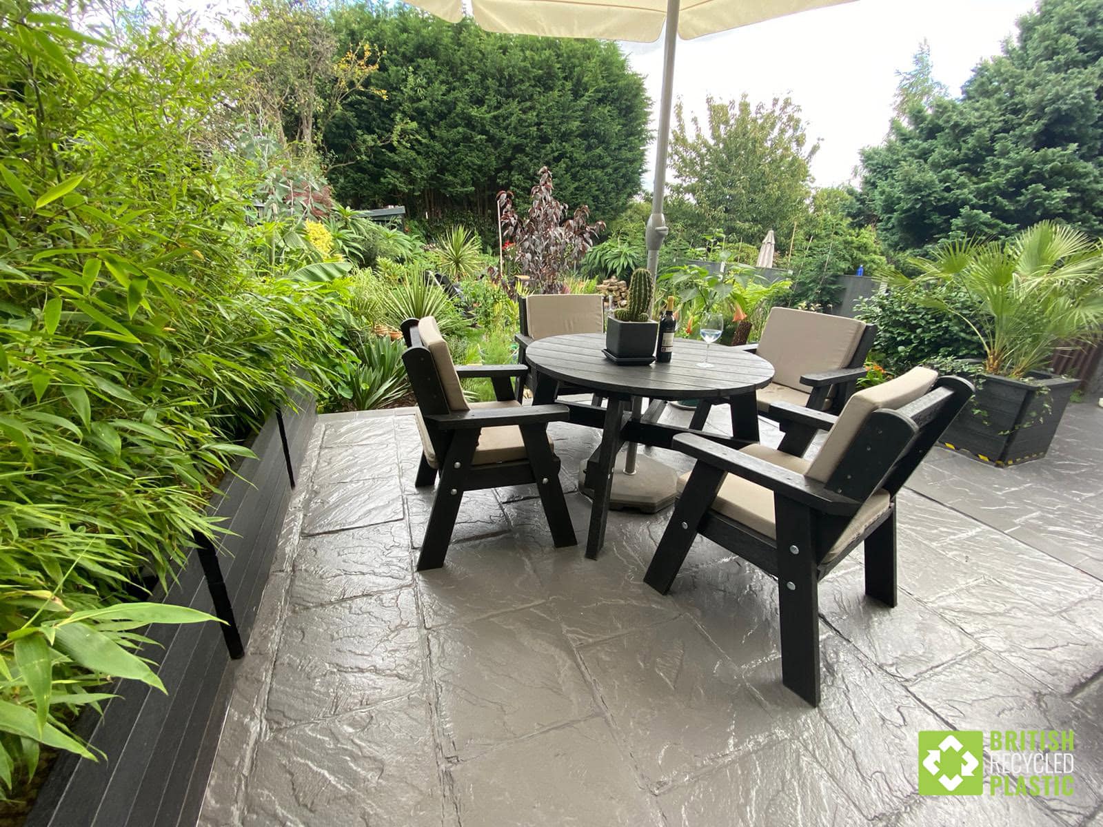 The Roundhay recycled plastic garden dining set