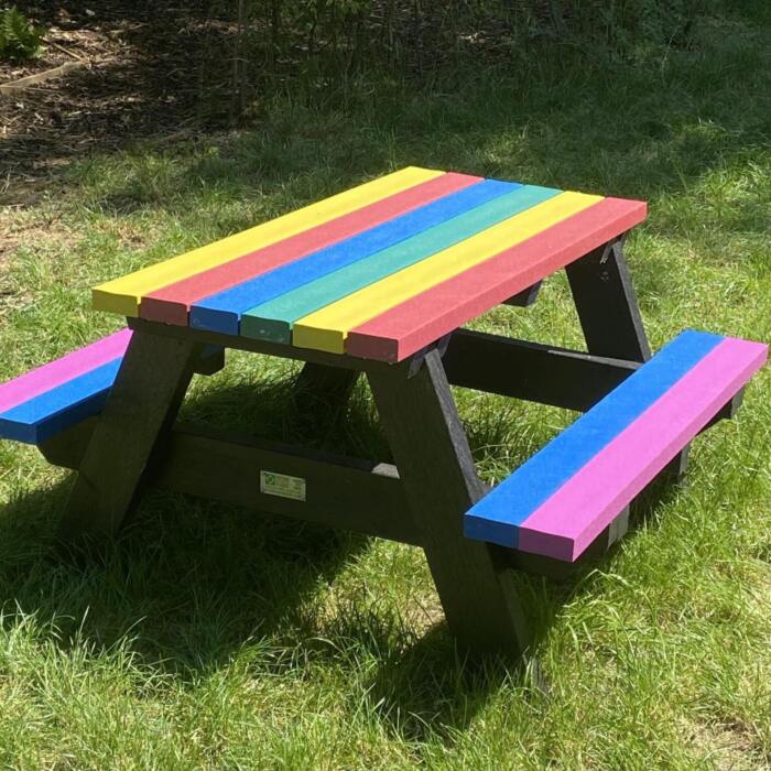 Holmfirth bench in rainbow colours at Mayfield Primary School engineered from British Recycled Plastic 1 Holmfirth rainbow picnic bench