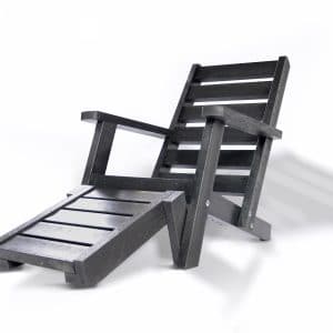 The recycled plastic Rosedale deck chair lounger in black
