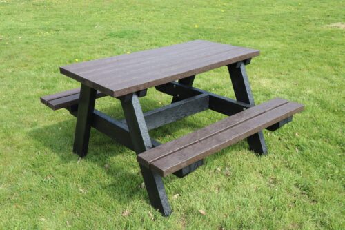 The Holmfirth junior recycled plastic A-frame picnic table, suitable for infant and junior schools