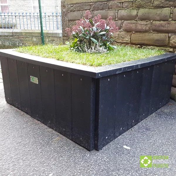 Planter square version 1