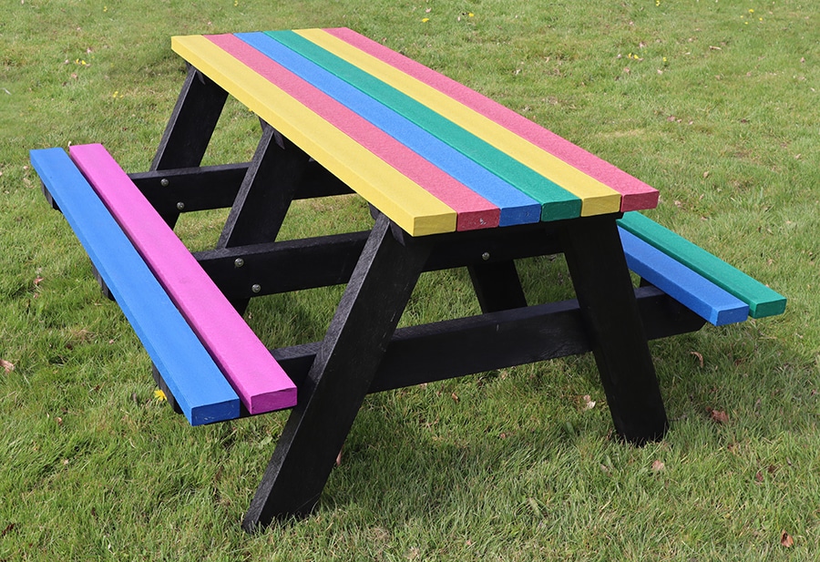 Multi-coloured Denholme picnic table