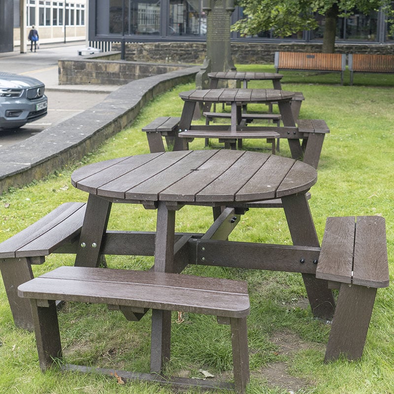 The Calder 8 seater recycled plastic picnic table