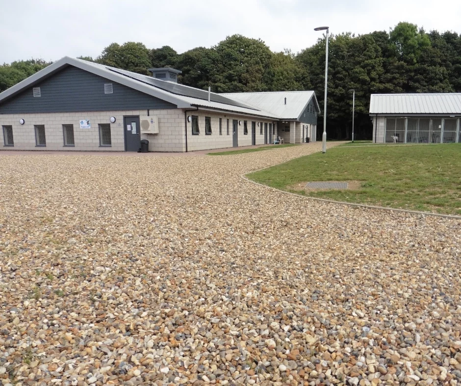 Hebden Grids for stable, elegant and permeable gravel pathways and driveways