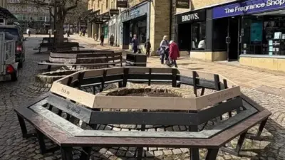 Outdoor seating area in town centre (Halifax) Calverley Tree bench - British Recycled Plastic