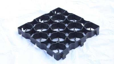 Hebden Everyday grid ground reinforcement made from British Recycled Plastic